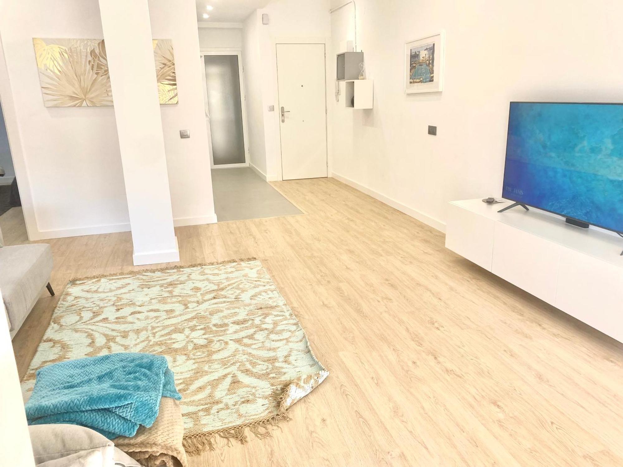Barcelona Chic Apartments- Free Parking - 10 Min From Bcn City Centre By Metro מראה חיצוני תמונה